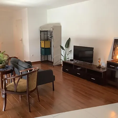 Sanhe Guest house