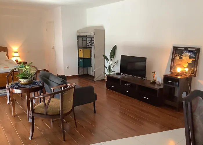 Sanhe بيت ضيافة